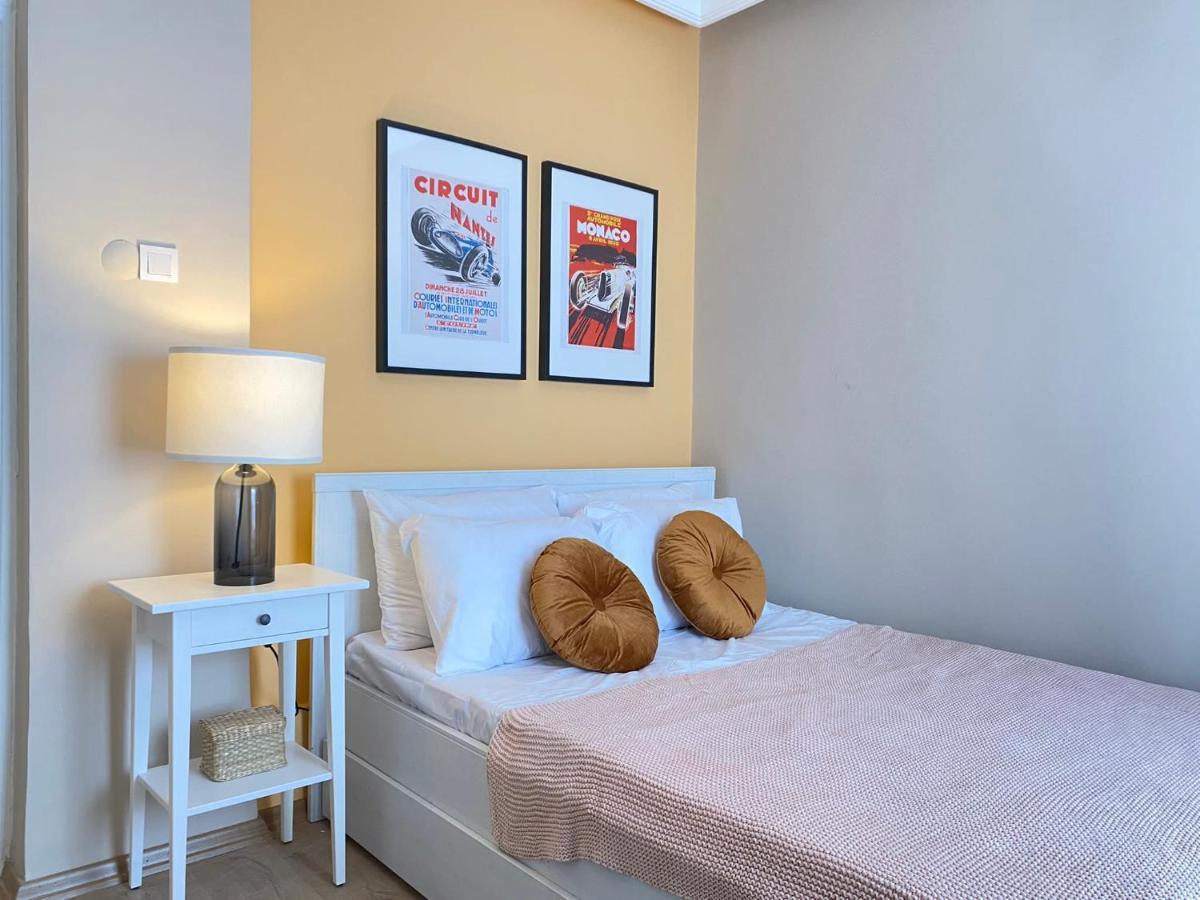 Chic Flat Near Shopping Malls In Sisli Appartement Istanboel Buitenkant foto