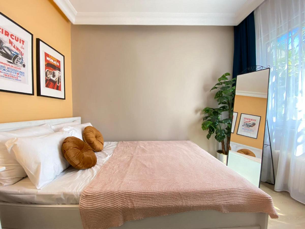 Chic Flat Near Shopping Malls In Sisli Appartement Istanboel Buitenkant foto